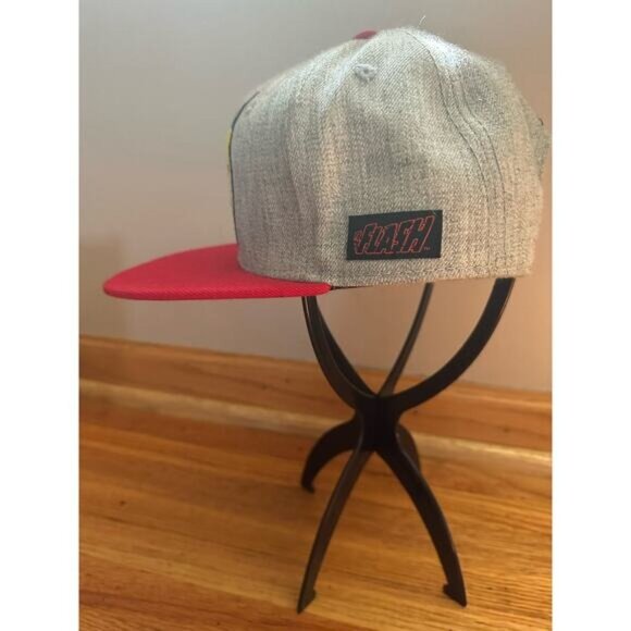 DC Comics The Flash Gray & Red Snapback Hat Adjustable Cotton For Adults - Picture 7 of 7